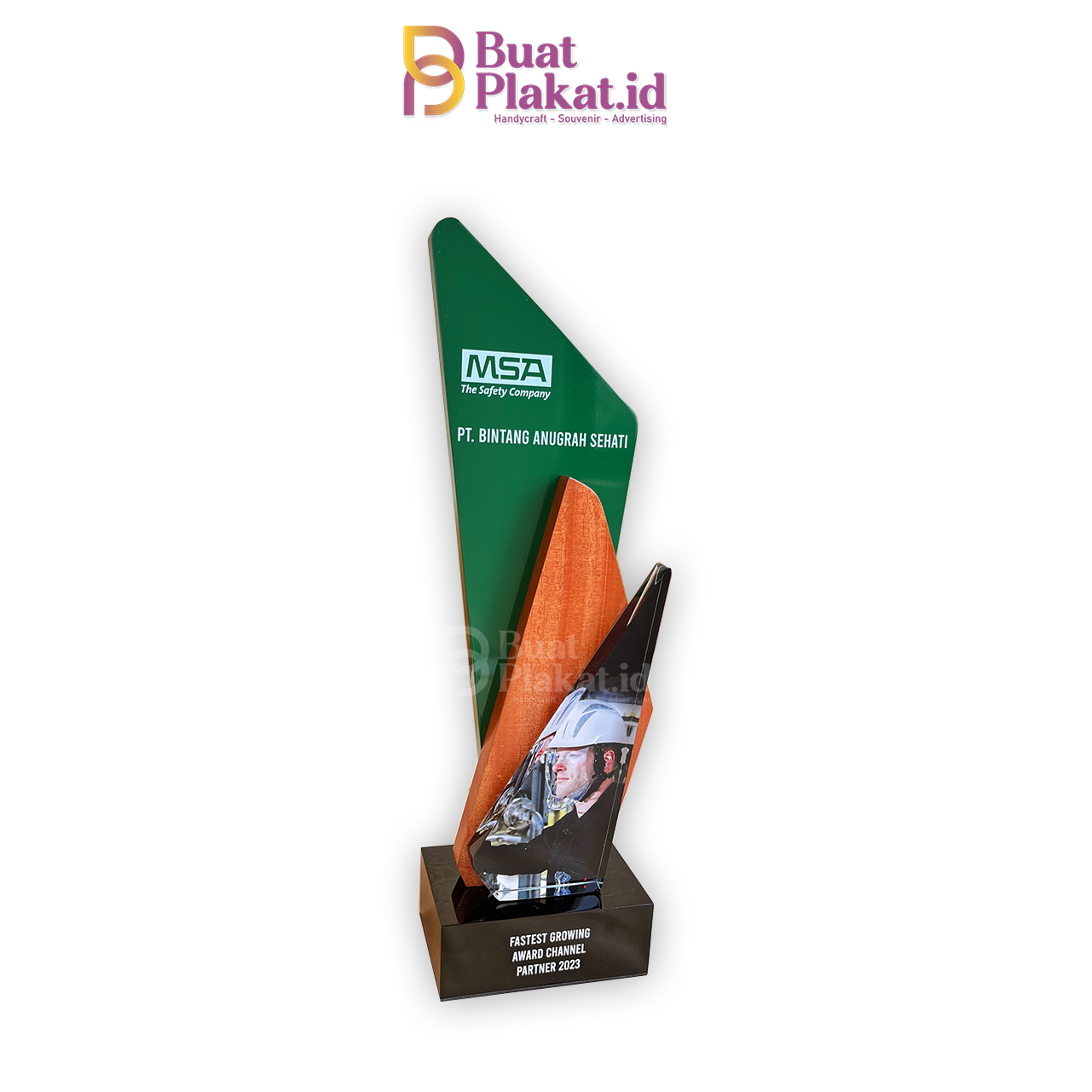 Plakat Akrilik Fastest Growing Award Channel Partner 2023